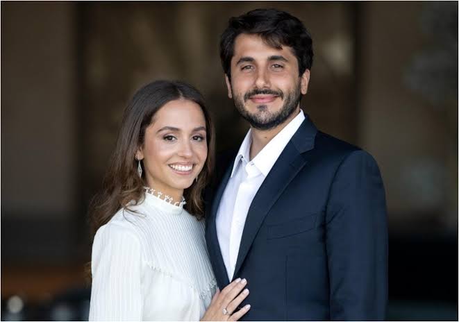 فيديو إليسا تهدي الملكة رانيا أغنية خاصة استعدادا لزواج ابنتها الأميرة إيمان